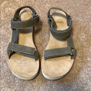 Teva Midform Sandals
